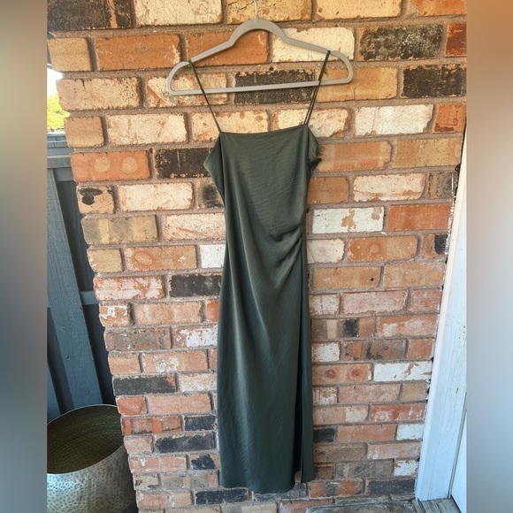 NWT Zara Green satin slip dress green - Picture 3 of 9